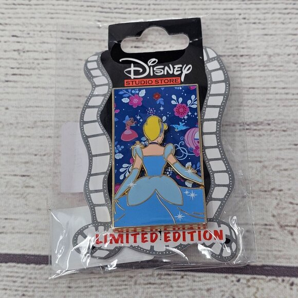 NEW! DSSH DSF Disney Studio Store Hollywood Princess Back Series Cinderella LE 4 - Picture 1 of 2